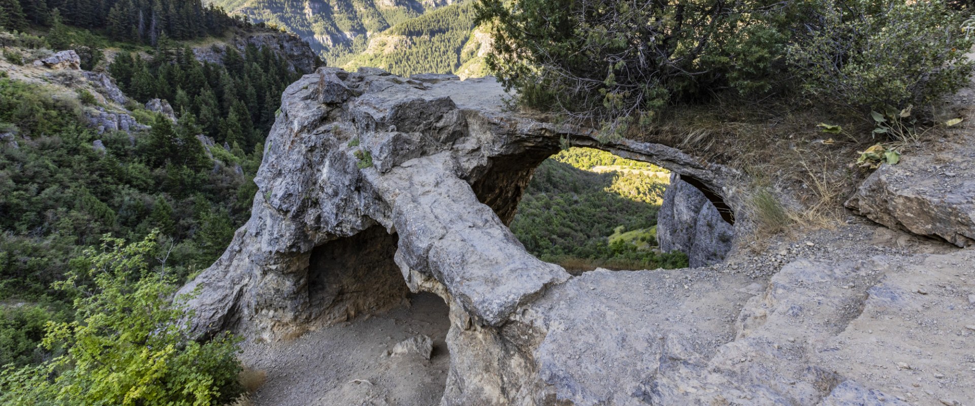 Uncovering the Warm Hospitality of Utah County, Utah through its Popular Hiking Trails