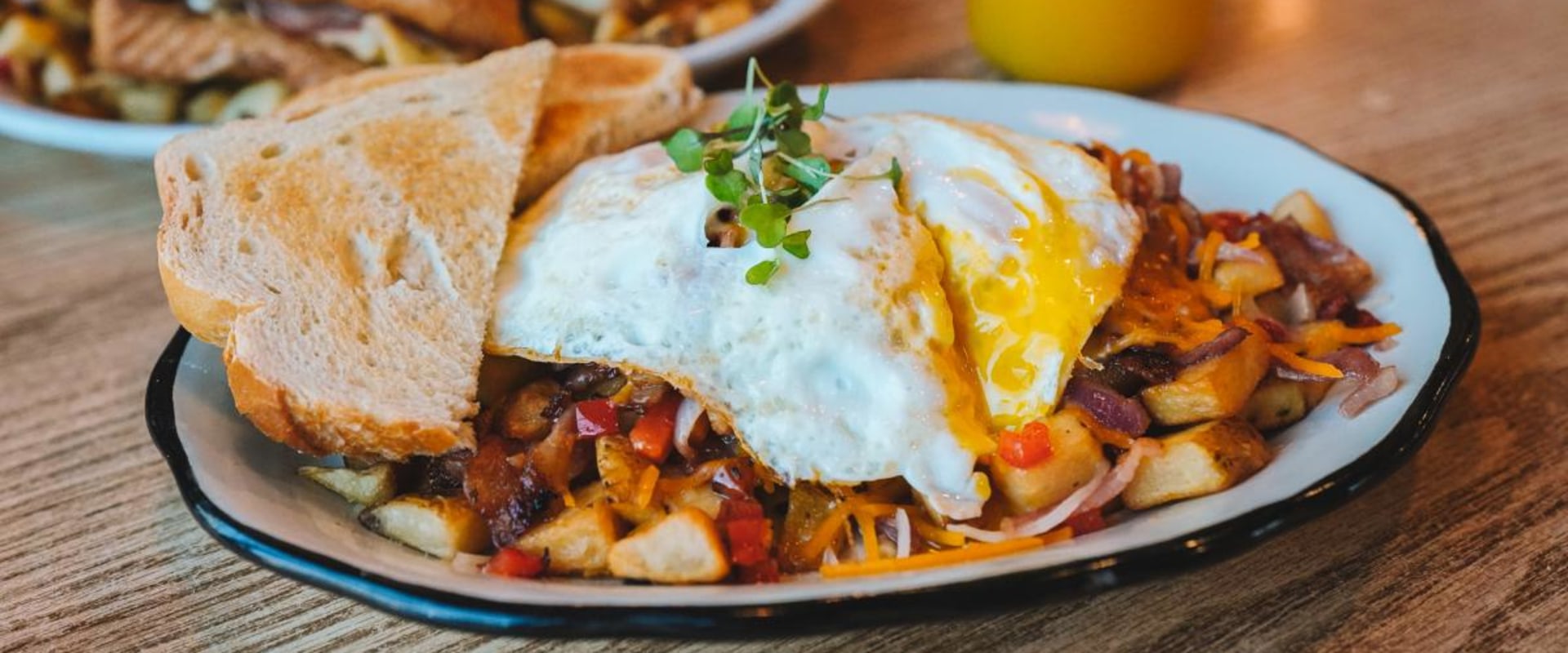 The Warmth of Utah County: Exploring Traditional Dishes and Hospitality
